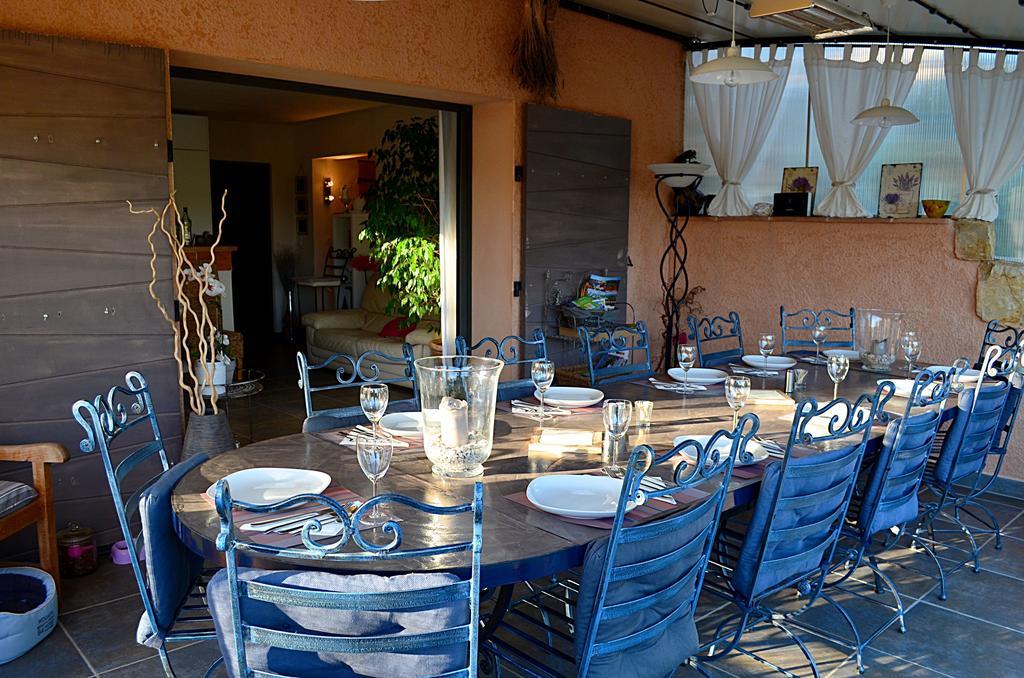 Lavandaline Entrecasteaux Extérieur photo